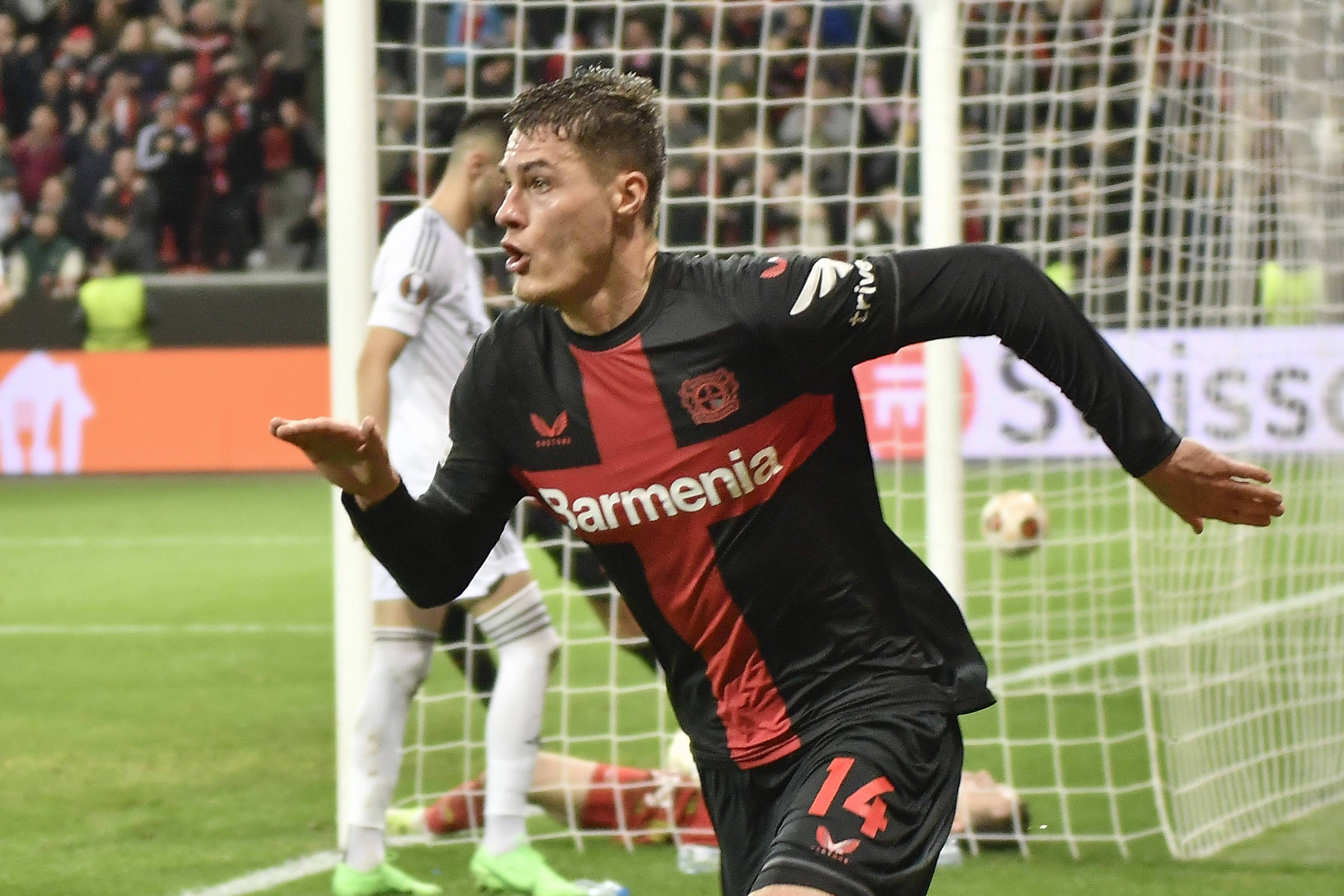 包含西汉姆今晚状态回暖，志在欧联名次提升，球迷炸锅，球队文化再被提及的词条-九游娱乐